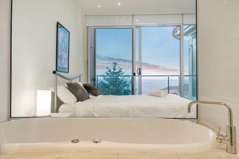 Penthouse Liberty Towers - Accommodation Rockhampton 4