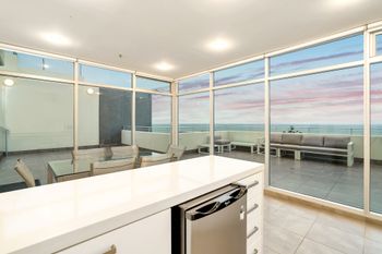 Penthouse Liberty Towers - Accommodation Rockhampton 1