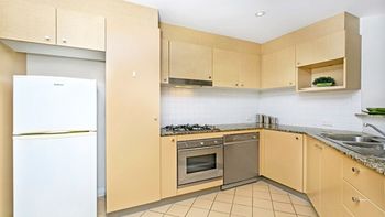 The Apartment Service HELP7 - Accommodation Rockhampton 6