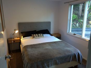 Quiet Rural Retreat With Spa - Accommodation Rockhampton 4