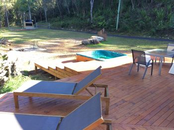Quiet Rural Retreat With Spa - Accommodation Rockhampton 2