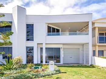 Silver Lining - Accommodation Rockhampton 0