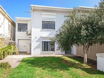 Silver Lining - Accommodation Rockhampton 5