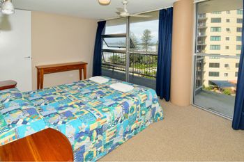 Syrenuse 20 - Accommodation Rockhampton 1
