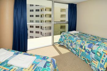 Syrenuse 20 - Accommodation Rockhampton 6