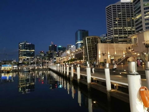 E10 Darling Harbour 2 BDR APT - Accommodation Rockhampton 2