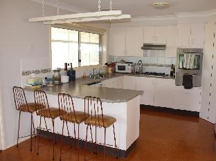Waterfall Way Accommodation - Accommodation Rockhampton 0