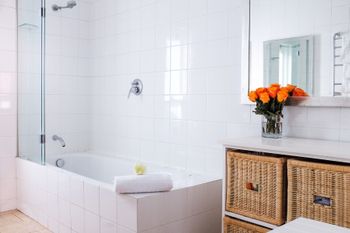 Beach House Large Outdoor Living H416 - Accommodation Rockhampton 1