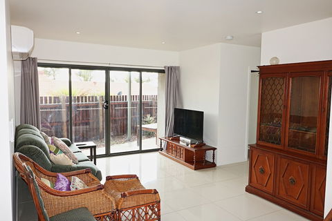 Break Point - Accommodation Rockhampton 1