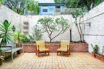 Private 1 Bdr Retreat Annandale ANDLE - Accommodation Rockhampton 1