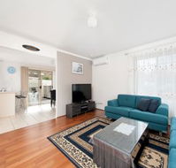 Seaclusion 2 2 Margaret Street - Accommodation Rockhampton