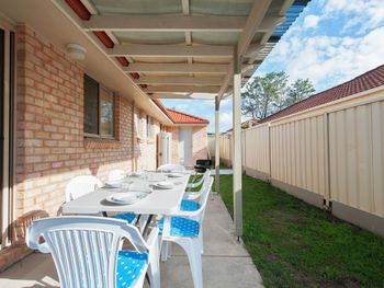 Seaclusion 2 2 Margaret Street - Accommodation Rockhampton 4