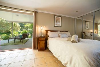 Belle La Vie B & B - Accommodation Rockhampton 0