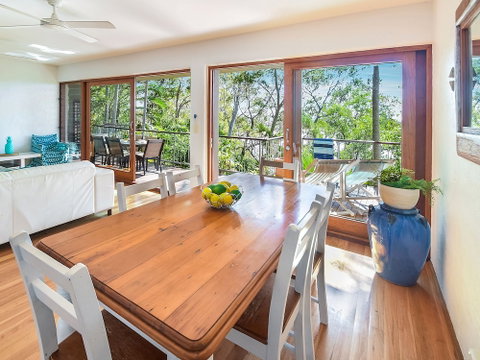 Cove Point - Accommodation Rockhampton 2