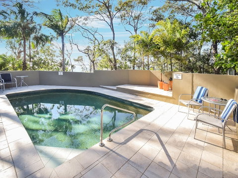 Cove Point - Accommodation Rockhampton 1