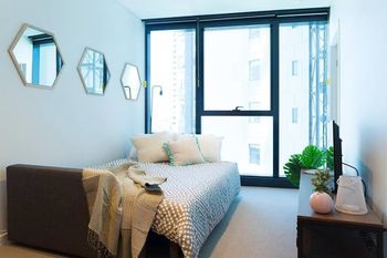 Compact Brisbane Pad With 2 Bedrooms - Accommodation Rockhampton 3