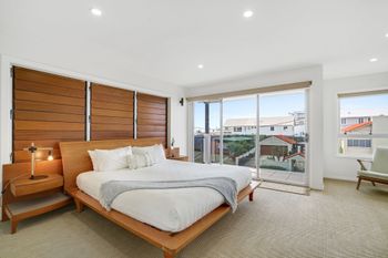 Surf Side Apartments - Accommodation Rockhampton 2