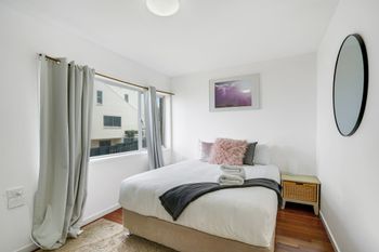Surf Side Apartments - Accommodation Rockhampton 3