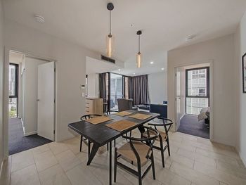 LaVida Apartments 2 Bedroom 2 Bathroom - Accommodation Rockhampton 5