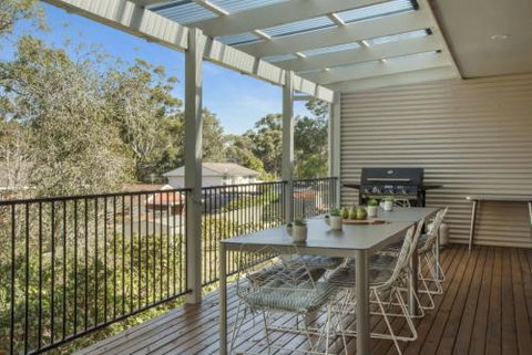 BEACH WITHIN REACH - Accommodation Rockhampton 0