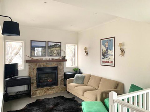Reindeer 6 - Accommodation Rockhampton 3