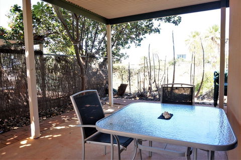 Ningaloo Breeze Villa 2 - Accommodation Rockhampton 0