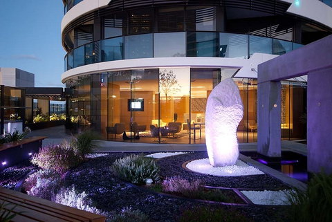 Oracle Resort - Holidays Gold Coast - Accommodation Rockhampton 6