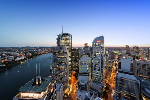 Oaks Aurora Tower - Accommodation Rockhampton 1