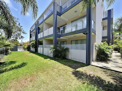 Shoal Bay Beachclub Apartments - Accommodation Rockhampton 4