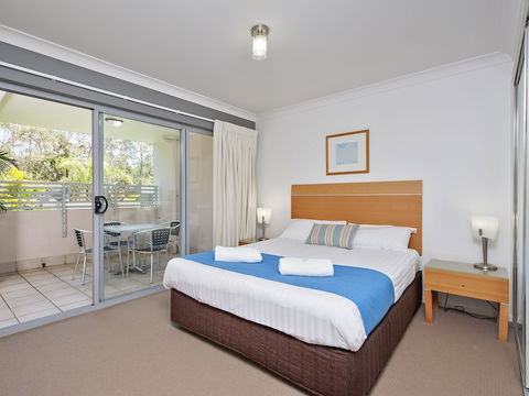 Shoal Bay Beachclub Apartments - Accommodation Rockhampton 6