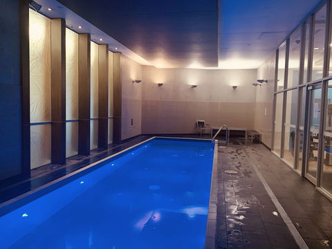 Luxury Apartment With View - Accommodation Rockhampton 2