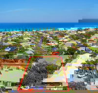 Clubyamba Beach Holiday Accommodation - Adults Only - Accommodation Rockhampton