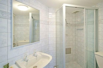 Syrenense Apartments - Accommodation Rockhampton 0