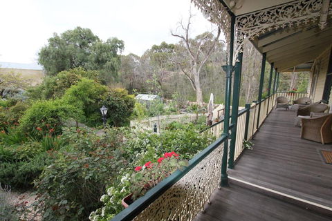 Palm House - Accommodation Rockhampton 3