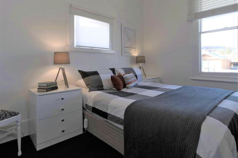 Horlock House - Accommodation Rockhampton 3