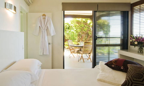 The Summerhouse - Accommodation Rockhampton 0