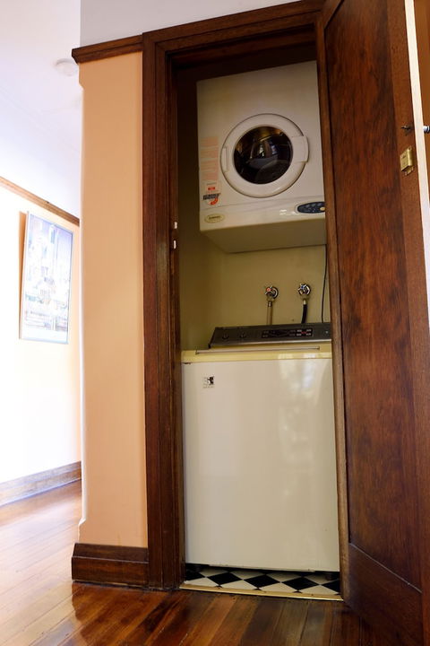 Apartments Downtown - Accommodation Rockhampton 1