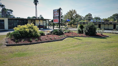 Rose City Motor Inn - Accommodation Rockhampton 2