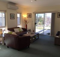 Lyreen's Apartment BB - Accommodation Rockhampton