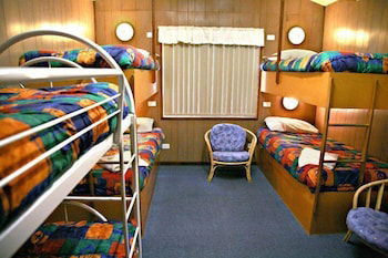 Havana Villas - Accommodation Rockhampton 5