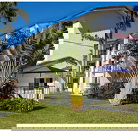 Clifton Sands Holiday Apartments - Accommodation Rockhampton