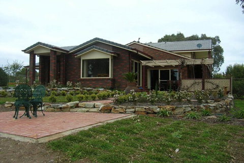 Mt Bold Estate - Accommodation Rockhampton 2