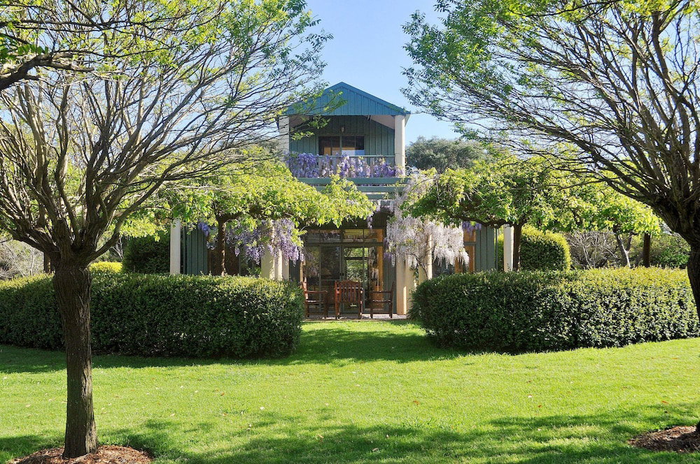 Bow Bridge WA Accommodation Rockhampton