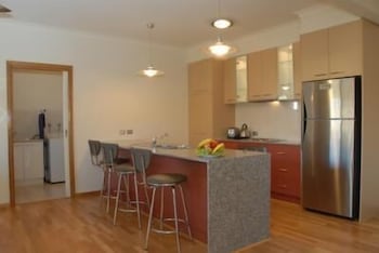 The Lakes Apartments - Accommodation Rockhampton 5