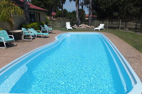 Lakes Entrance Country Cottages - Accommodation Rockhampton 3