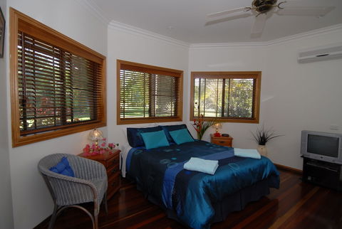 Hibiscus Lodge Bed & Breakfast - Accommodation Rockhampton 6