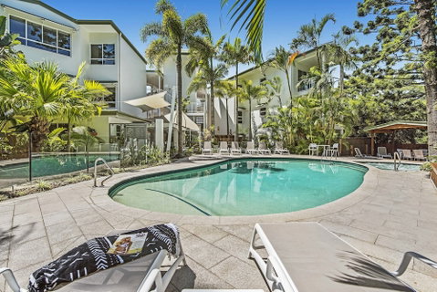 The Lookout Resort - Accommodation Rockhampton 1