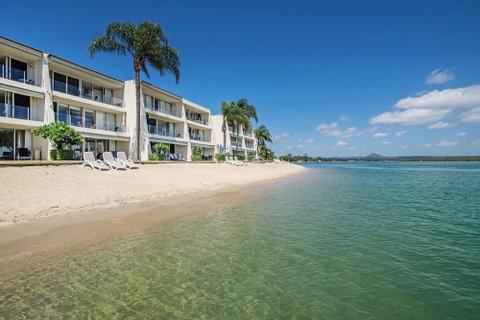 Noosa Harbour Resort - Accommodation Rockhampton 2