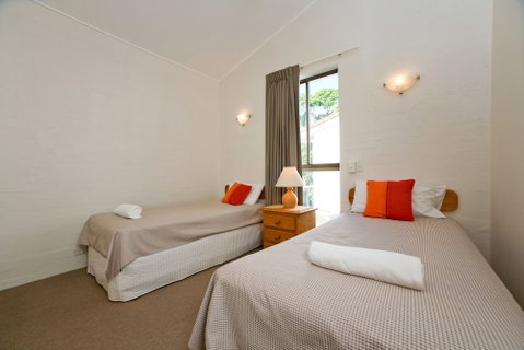 Caralina Court - Accommodation Rockhampton 2