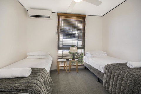 The Hastings Beach Houses - Accommodation Rockhampton 2